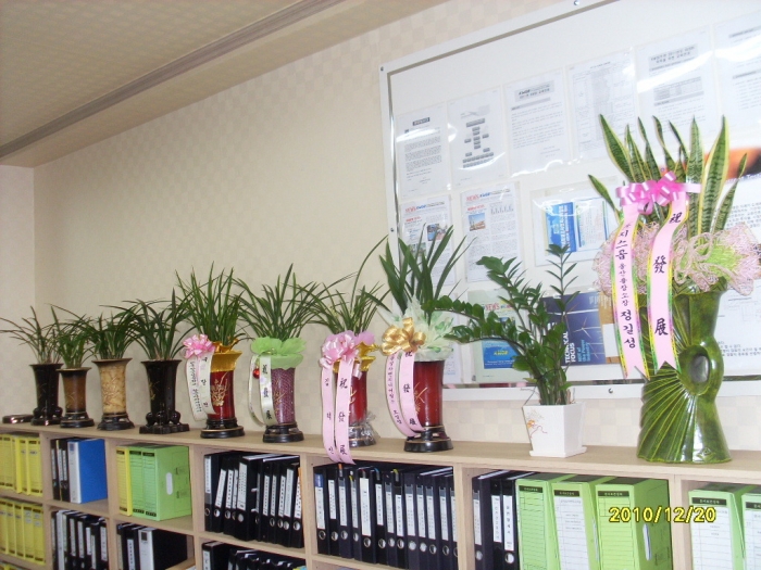  첨부파일  - SL385684.jpg